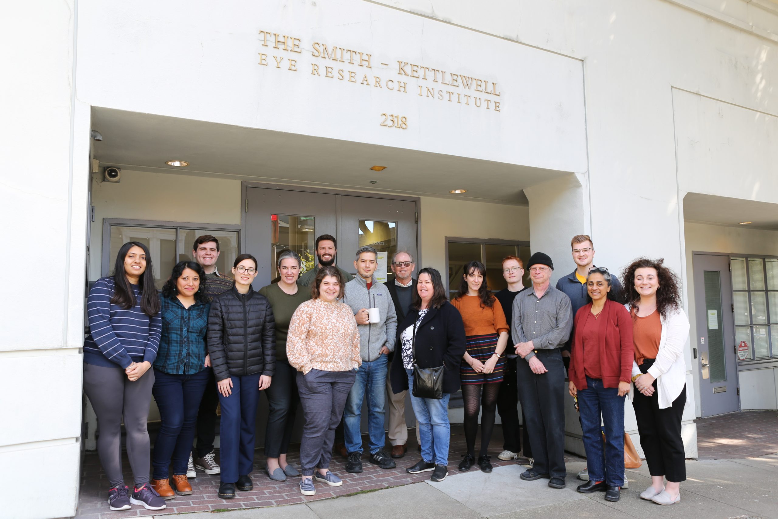 group photo of SKERI staff and UM visitors